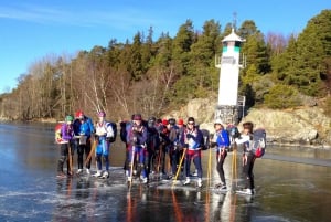 Sztokholm: jazda na łyżwach po naturalnym lodzie