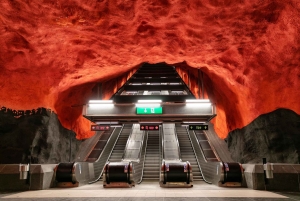 Tukholman MegaCombo: Hop-On Hop-Off -bussi- ja venekierros