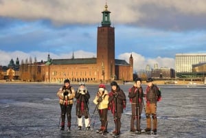 Stockholm: Schlittschuhlaufen für Anfänger auf einem zugefrorenen See