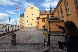 Rundvisning i Gamla Stan med lokale + souvenirplakat