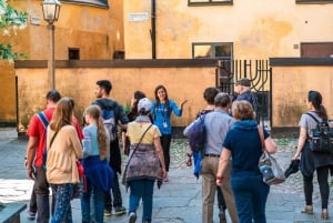 Stockholm: Guidad vandring runt Gamla stan med kunnig guide