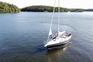 Stockholm: Private Sailing tour