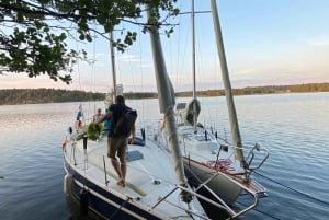 Stockholm: Private Sailing tour