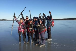 Stockholm: Einführung ins Schlittschuhlaufen auf Natur-Eis
