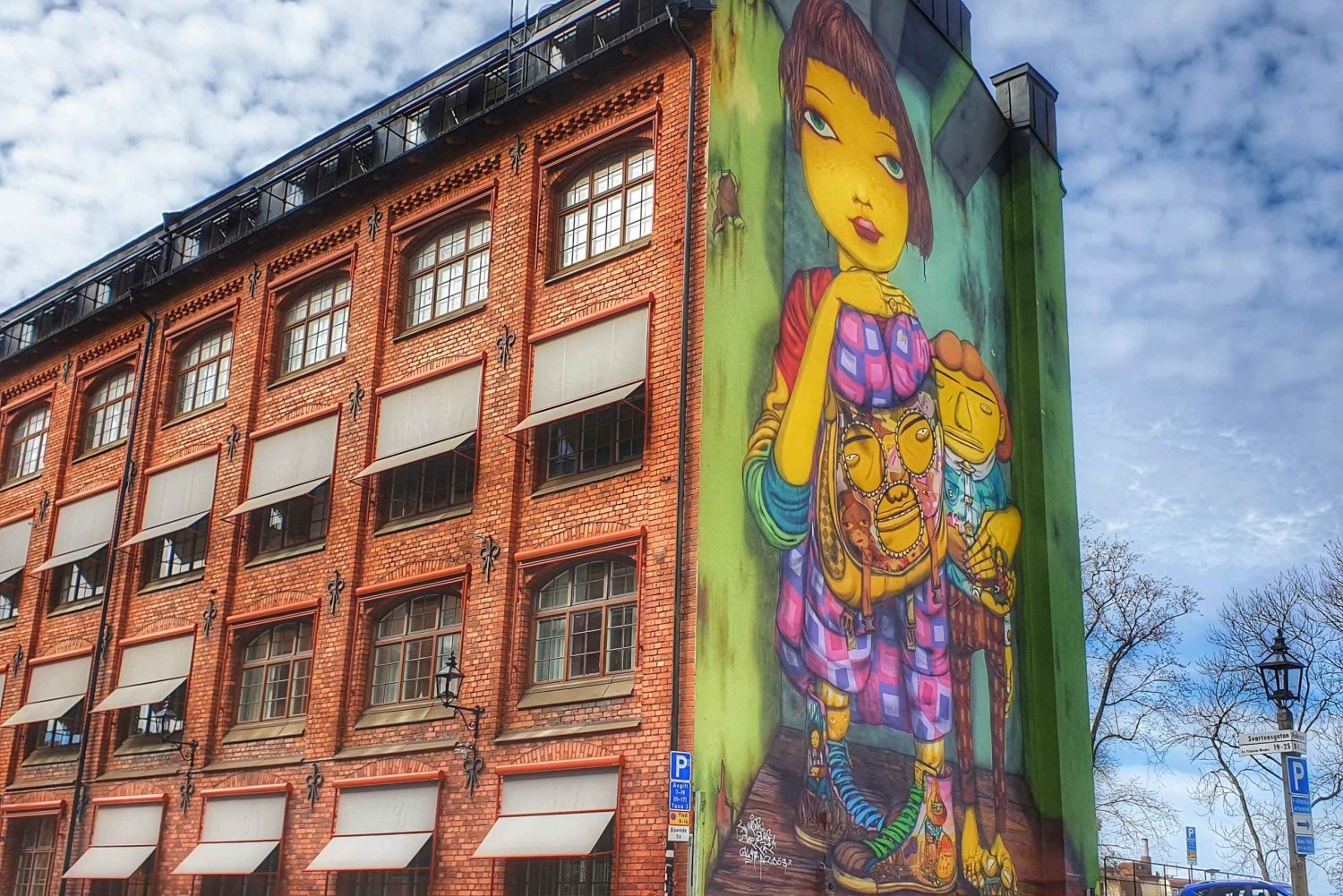 Stockholm: Södermalm Walking Tour with Katarinaberget Views