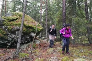 Estocolmo: caminhada pela natureza no verão