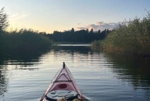 Stockholm: Kajaktur i skærgården ved solnedgang + fika