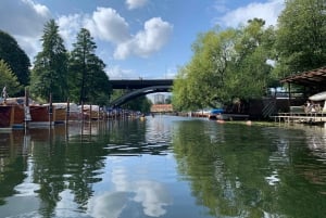 Stoccolma: Tour della città in kayak al tramonto + Fika svedese