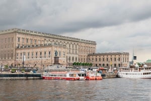 Stockholm: Bådtur under broerne