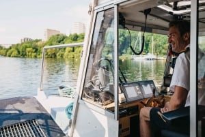 Tukholma: Under the Bridges Boat Tour