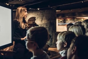 Stockholm: Vikingmuseets utstilling og vikingritt