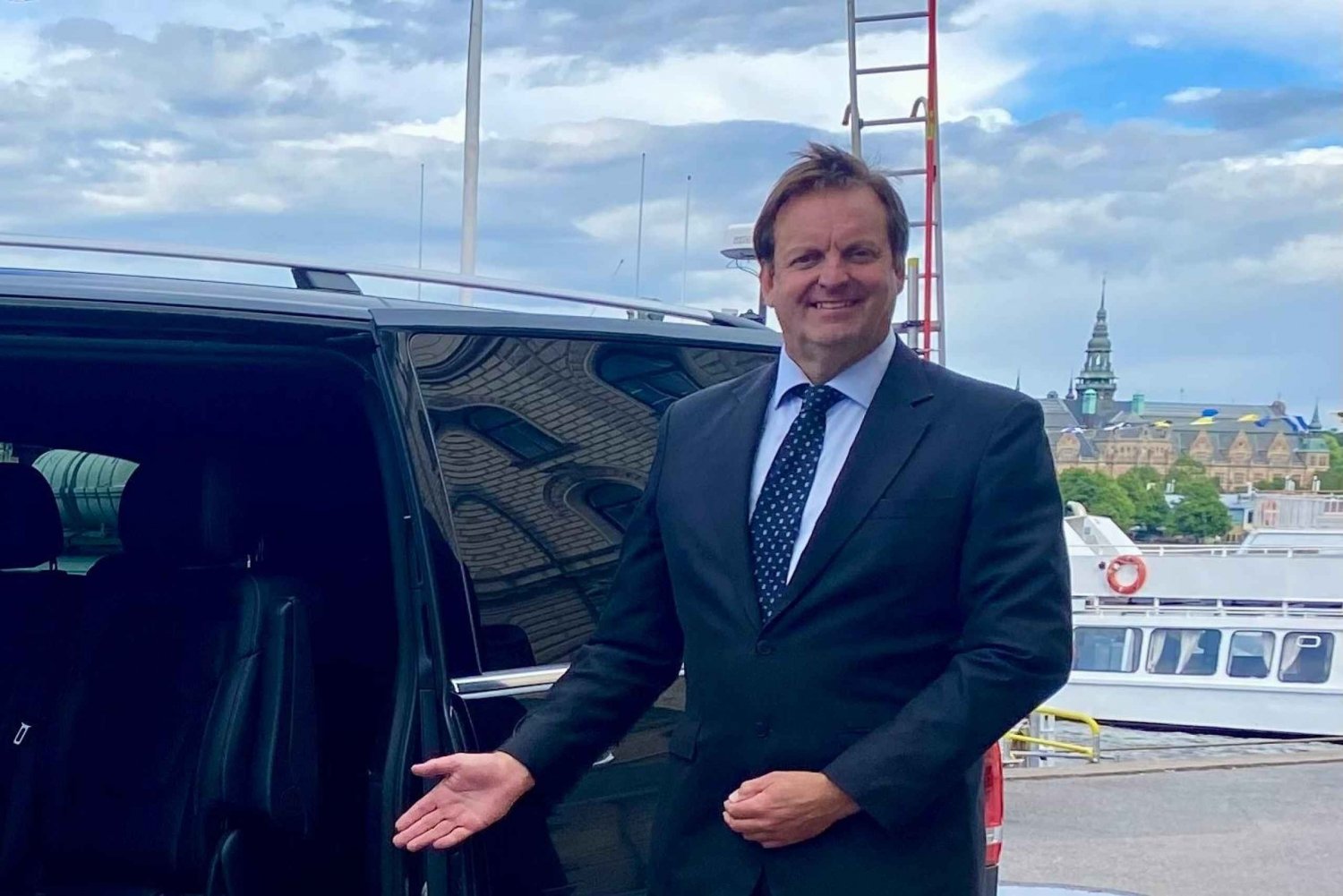 Stockholm VIP full day city tour by limousine in Stockholm
