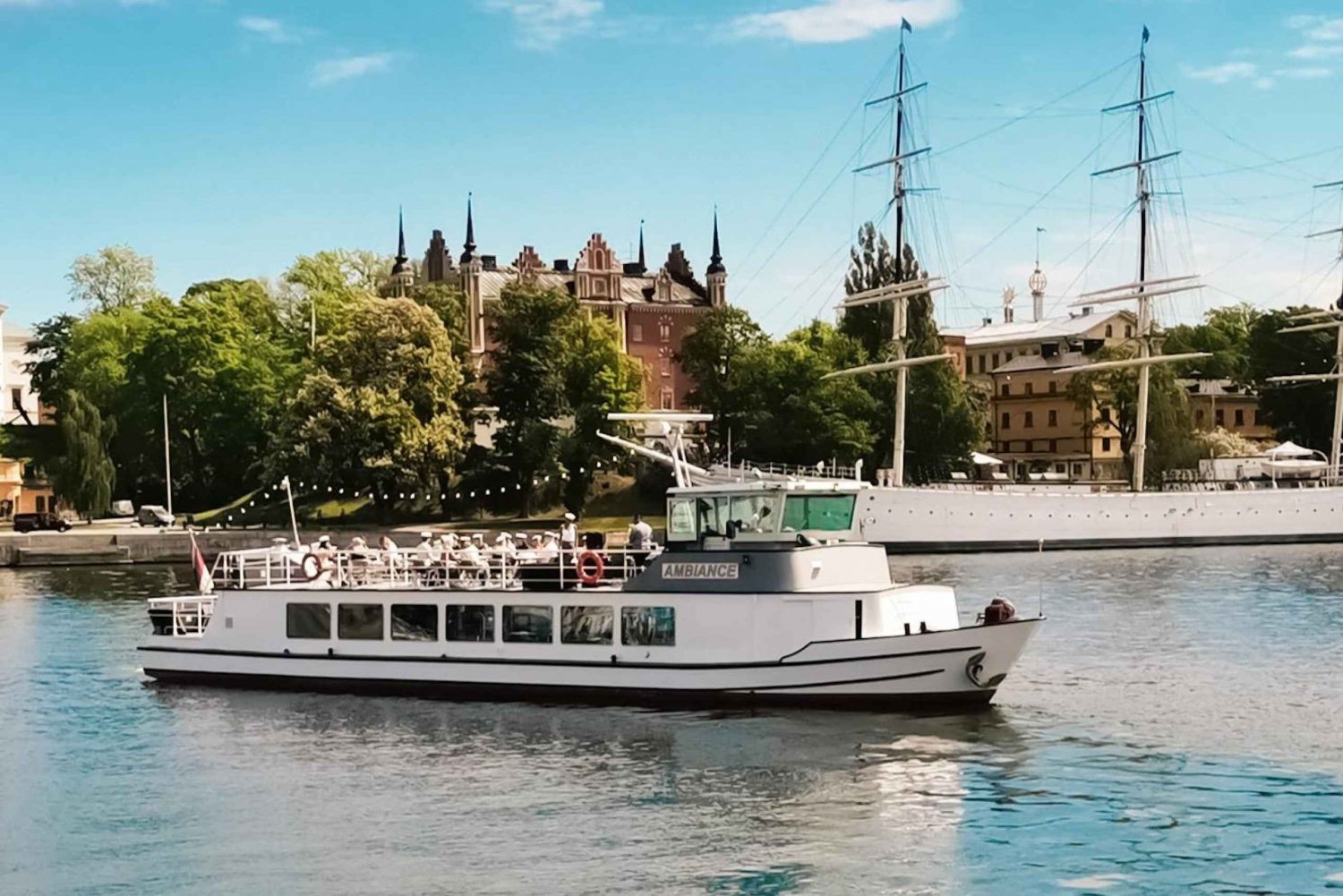 Stockholm: Walking tour & Archipelago Boat Tour