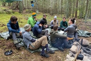 Survival- und Bushcraft-Kurs in der Wildnis in Stockholm