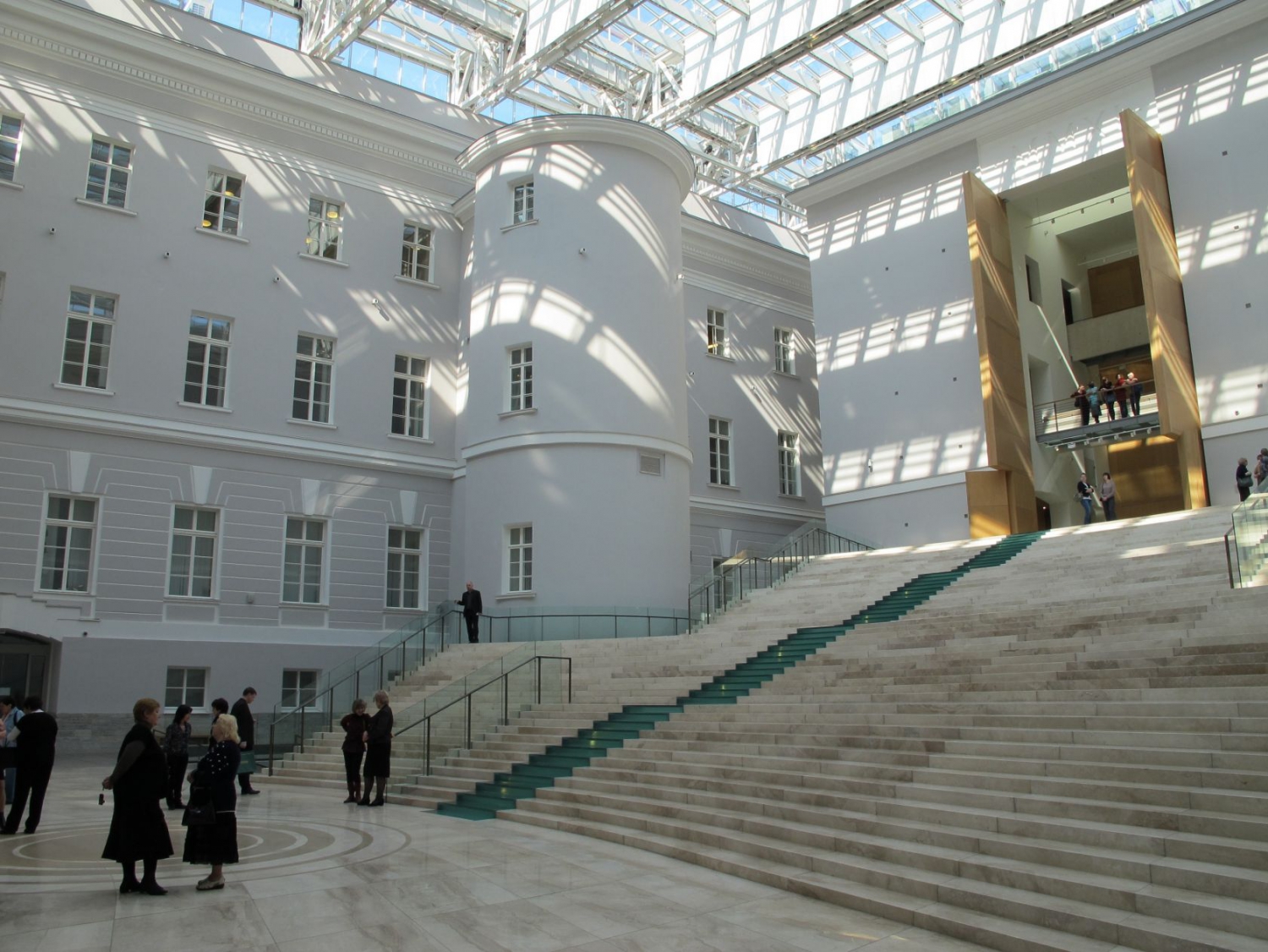 General staff building, new Hermitage gallery due to open in 2014