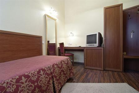 Aurora Central Hotel