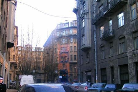 Dom Pertsova Hotel