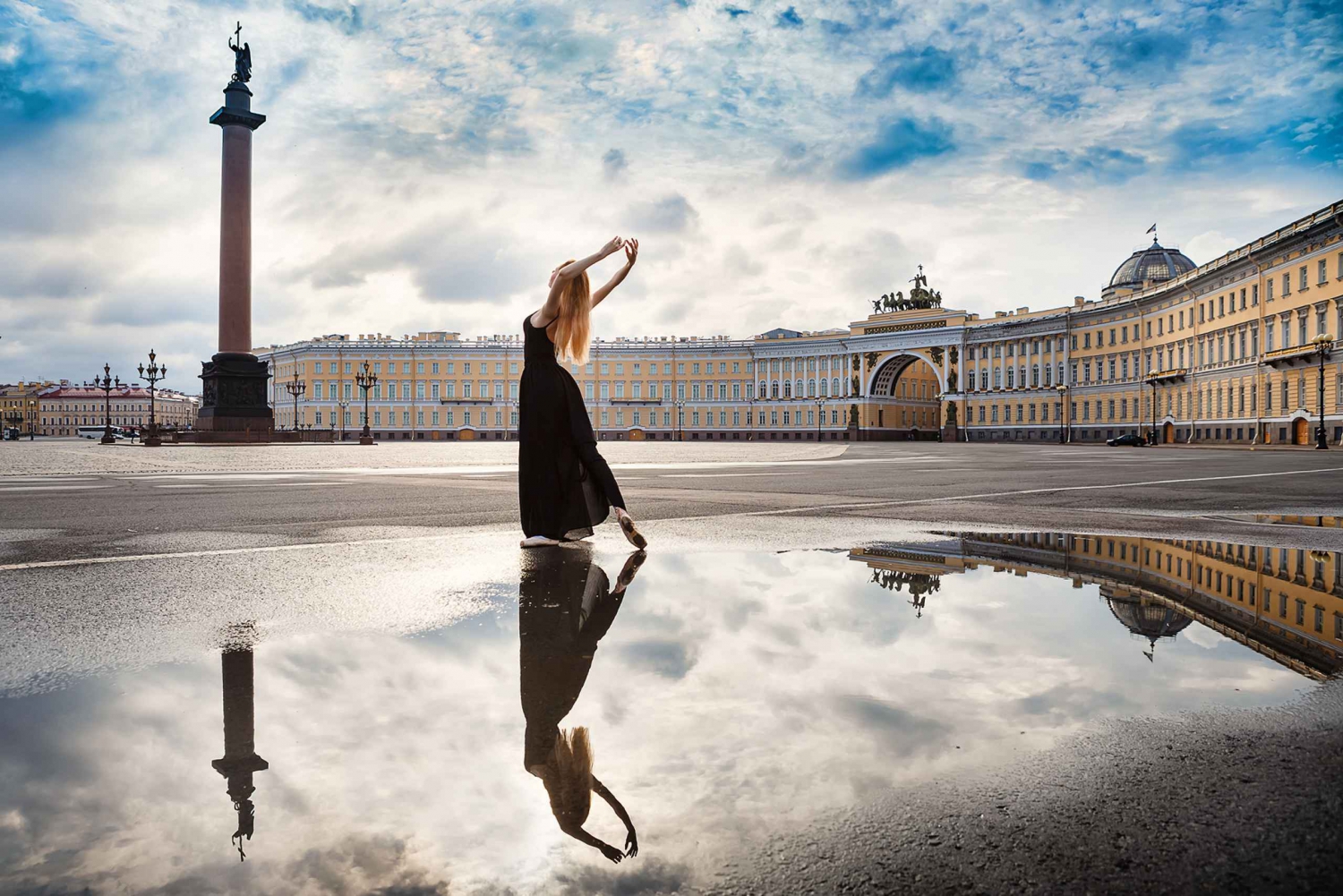 Flexible Day Tour in St. Petersburg with Guide & Driver