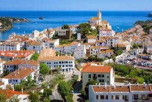 From Barcelona: Girona, Figueres, Dalí Museum, and Cadaqués