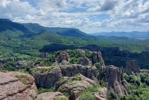 Fra Sofia: Dagstur til Belogradchik-klippene og festningen