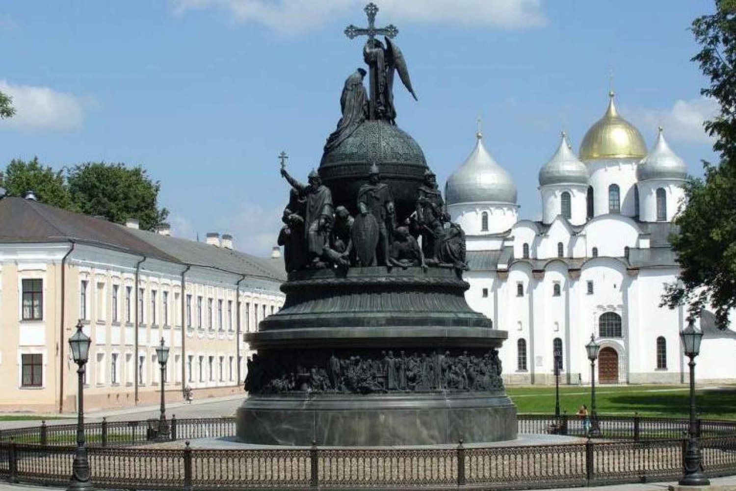 From St. Petersburg: Full-Day Tour to Velikiy Novgorod