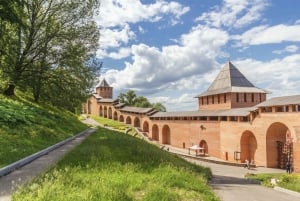 From St Petersburg: Full-Day Trip to Novgorod