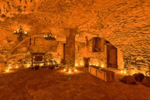 Prague: Oldtown, Medieval Underground & Dungeon History Tour