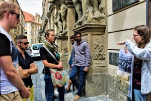 Prague: Oldtown, Medieval Underground & Dungeon History Tour