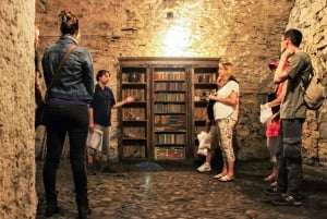 Prague: Oldtown, Medieval Underground & Dungeon History Tour