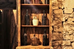 Prague: Oldtown, Medieval Underground & Dungeon History Tour