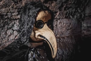 Prague: Oldtown, Medieval Underground & Dungeon History Tour