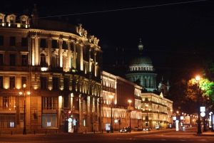 Saint Petersburg: Illuminations by Night City Tour