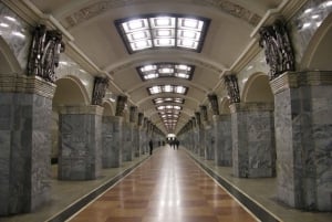 Saint Petersburg: Private 3-Hour Metro Tour