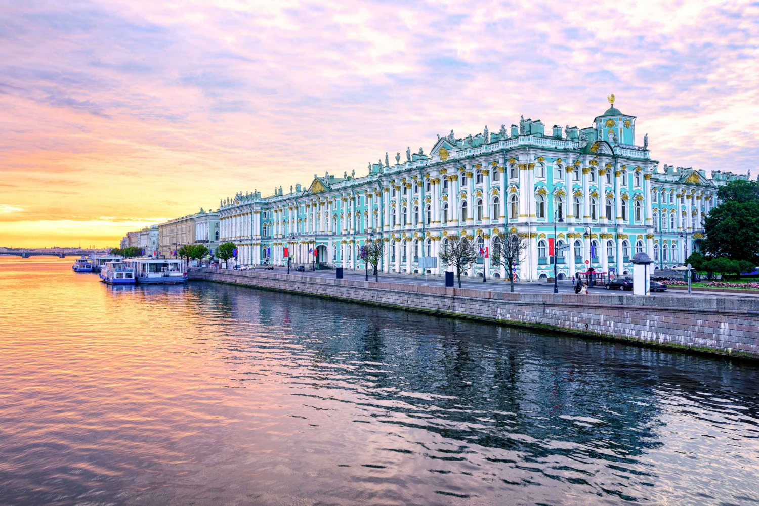 Saint Petersburg: Private Full-Day Sightseeing Tour