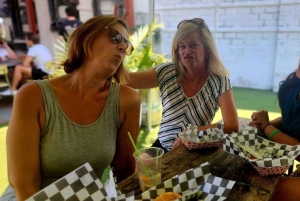 St. Pete: Jimbos Jumbo Walking Food Tour – Leckeres Essen auf der Straße!