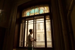 St. Petersburg: Chernyshevskaya Audio-Guided Walking Tour