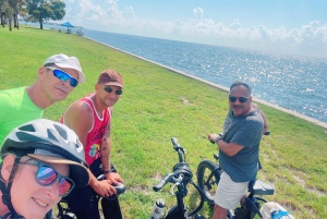 San Petersburgo, Florida: Tour en bicicleta eléctrica al atardecer y al anochecer