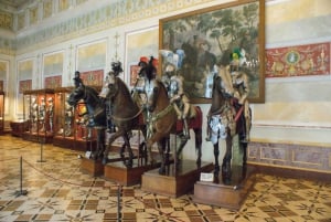 St Petersburg: Hermitage Skip-the-Line Admission with a Host