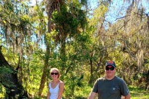 St. Petersburg: Sykkelutflukt til Lake Maggiore med guide