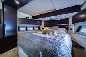 St. Petersburg: Private Yacht Cruise