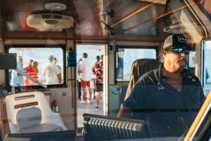 St. Petersburg: Sunset Cruise with Sunshine Skyway Bridge