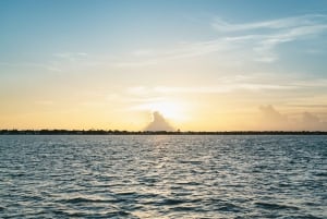 St. Petersburg: Sunset Cruise with Sunshine Skyway Bridge