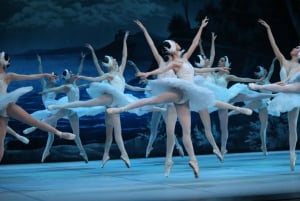 St. Petersburg: Swan Lake Ballet Admission Ticket