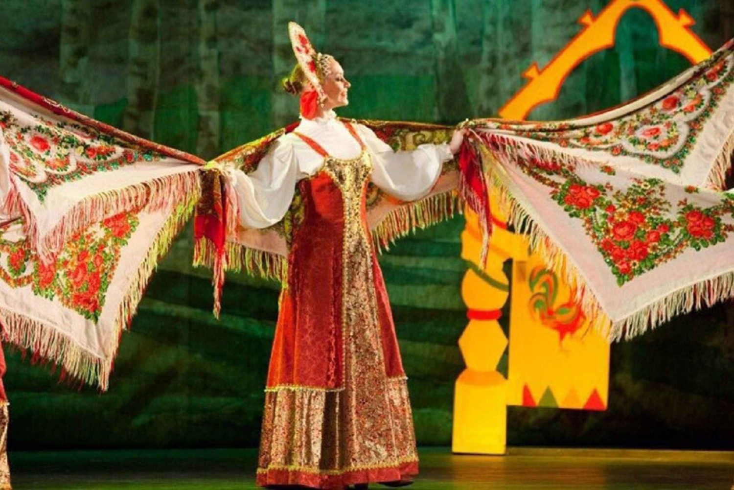 St. Petersburg: Traditional Fairytale Folk Show