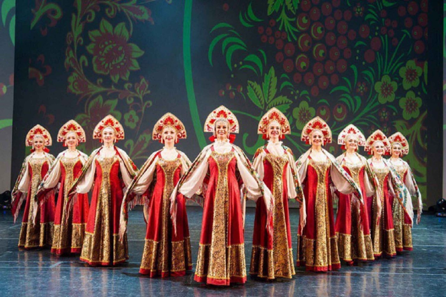 St. Petersburg: Traditional Fairytale Folk Show