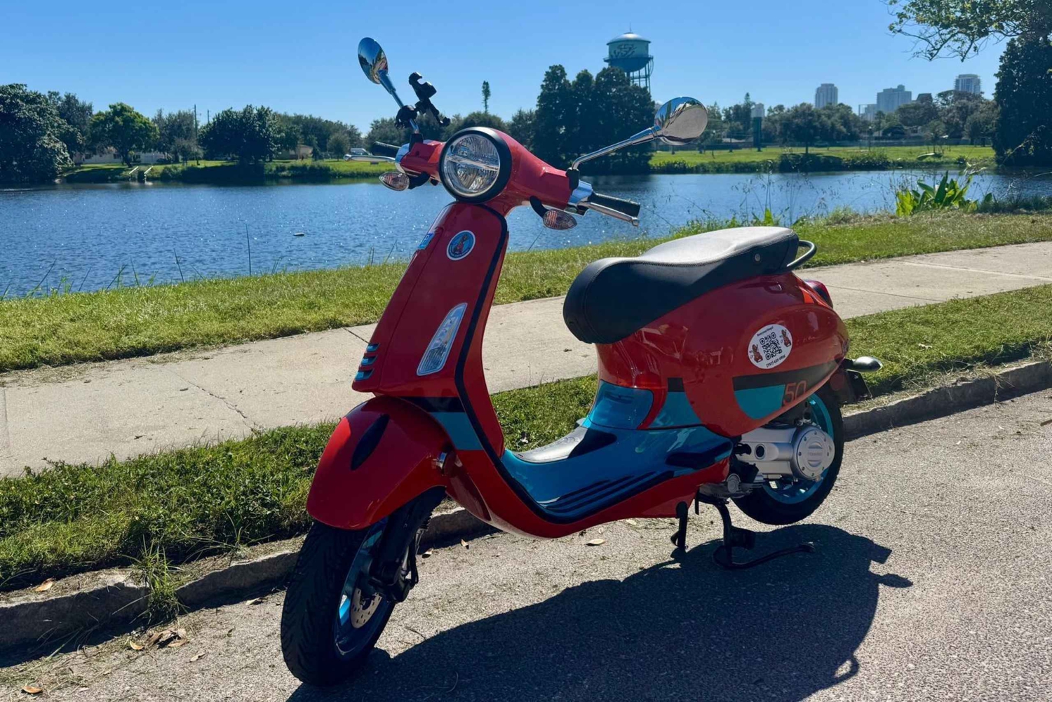 St Petersburg: Självguidad Vespa-väggmålningstur