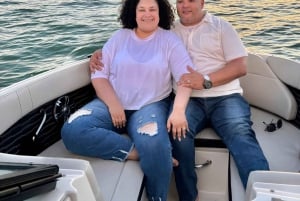Tampa Bay: Private Sunrise Dolphin & Island Cruise