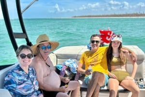 Tampa Bay: Private Sunrise Dolphin & Island Cruise