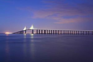 Tampa Bay: Private Sunset Cruise with Champaign or Wine
