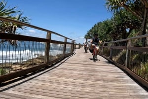 Caloundra: Easy Peasy Rumba E-Bike Tour with Local Guide